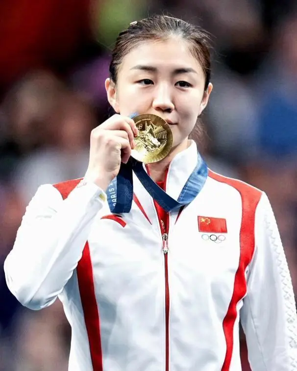 陈梦回应近期网络流言 国乒主力澄清不实传闻