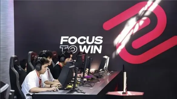 高校电竞社团发展面临资源不足与专业人才短缺问题